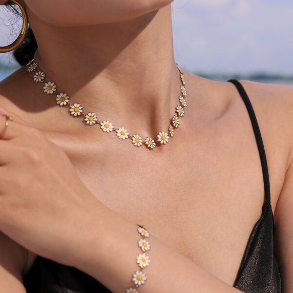 Little Daisy Flower Sunflower Necklace Bracelet Foot Chain for Women - Image 3