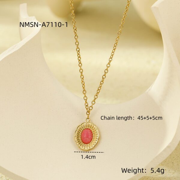 Vintage Oval Red Gemstone Pendant Antique Necklace for Women Crystal Retro Clavicle Chain Jewelry - Image 6
