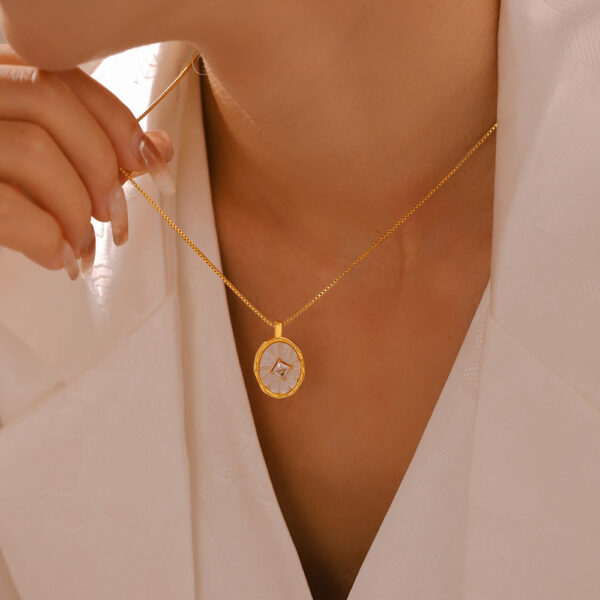 Layered Choker Necklace for Women Collarbone Chain Necklace for Women to Bring Good Luck